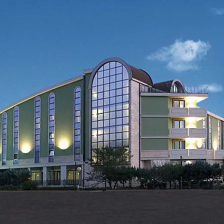 Hotel Fontana 3*